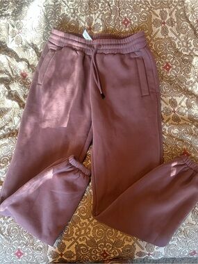 Women Matte Collection Purple Jogger Sweatpants Large
